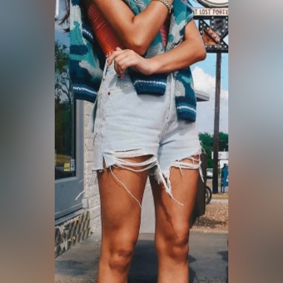 🌻NWT RE/DONE 50s CUT OFF SHORTS LIGHT RAF! SIZE 26 or 4 DISTRESSED LIGHT WASH🌻 - Picture 8 of 11